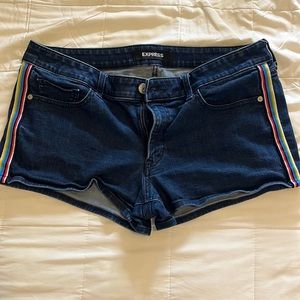 Dark wash Express Relaxed fit shorties with rainbow detail